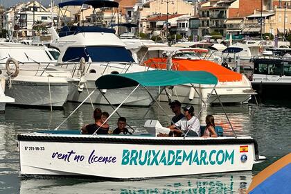 Hire Boat without licence  TRAMONTANA TIFON 500 CLASSIC OPEN Cambrils