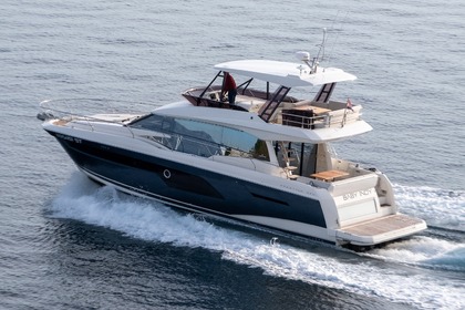 Rental Motor yacht  Prestige 520 Fly  Podstrana
