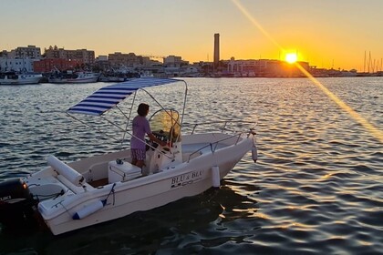 Rental Motorboat Blu & Blu Futurama 550 Monopoli