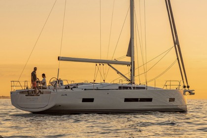 Rental Sailboat Hanse 460 Cap d'Agde