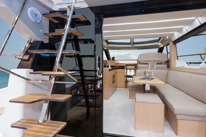 Location Bateau à moteur Bavaria Virtess 420 Fly Palma de Majorque