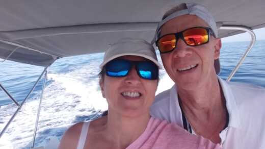 Six-Fours-les-Plages Motorboat Pacific Craft 650 Sun Cruiser alt tag text