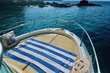 Aluguel Lancha Cantieri INVICTUS 190 Fx Santa Ponsa