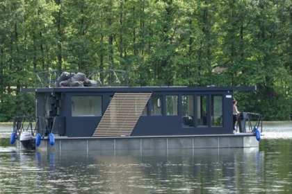 Rental Houseboats Mebow Werftbau Buchholz