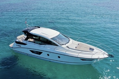 Miete Motorboot Beneteau Gt 46 Port Grimaud