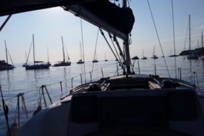 Charter Sailboat Uscite giornaliere, lezioni di vela addii al nubilato, crociere Follonica