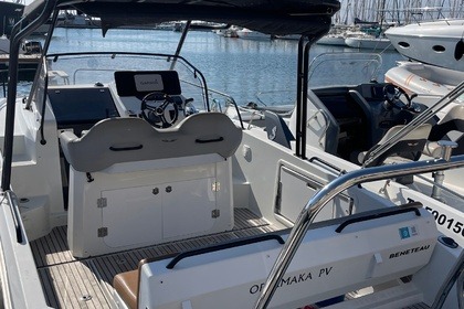 Location Bateau à moteur Beneteau FLYER 8 Sundeck Hyères