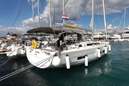 Charter Sailboat Dufour Yachts Dufour 470 - 5 cab. Vodice