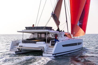 Miete Katamaran Fountaine Pajot Fountaine Pajot Aura 51 - 5 + 1 cab. Saint-Raphaël