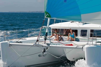 Charter Catamaran  Lagoon 450 Fly Palairos