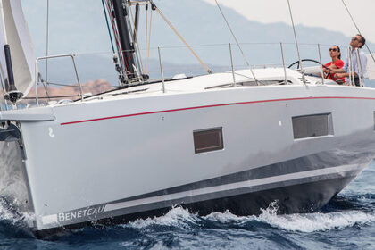 Charter Sailboat Beneteau Oceanis 51.1 Laurium