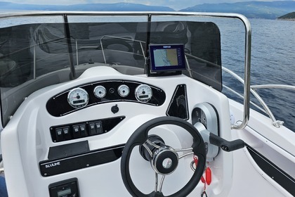 Rental Motorboat BLULINE 21 OPEN Rabac