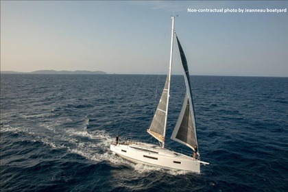 Charter Sailboat Jeanneau Sun Odyssey 410 - 3 cab. Lefkada
