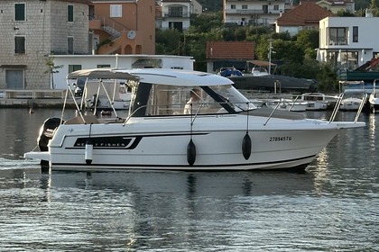 Miete Motorboot Jeanneau Merry Fisher 645 Trogir