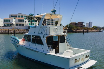 Charter Motorboat Uniesse 40 Mazatlán