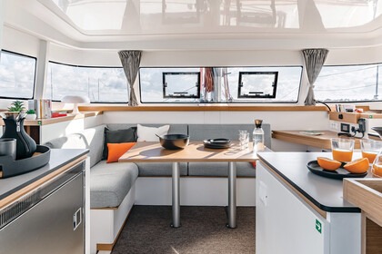 Location Catamaran  Excess 11 Mykonos