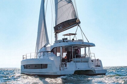 Rental Catamaran Bali - Catana Catspace Kaštel Gomilica
