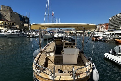 Hire Motorboat Apreamare 75 Naples