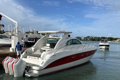 Hire Motorboat Princess V42 La Romana