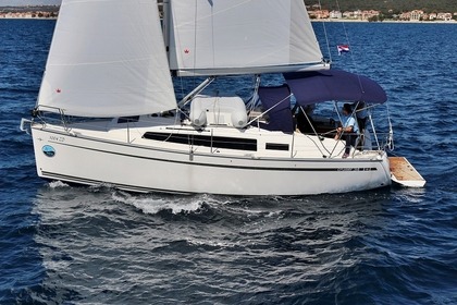 Rental Sailboat BAVARIA 34 CRUISER Sukošan