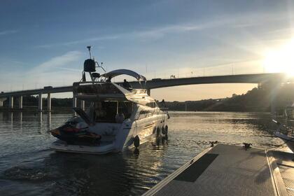 Noleggio Barca a motore Beneteau princess 56 Matosinhos