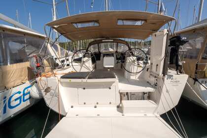 Hyra båt Segelbåt Dufour Yachts Dufour 460 GL - 5 cab. Saint-Mandrier-sur-Mer