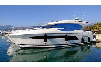 Noleggio Barca a motore  Prestige 520 S Pozzuoli