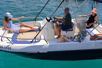 Hire Motorboat Moonday Moonday 480 Puerto Colon