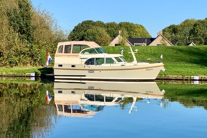 Hire Motorboat  Linssen Grand Sturdy 35.0 AC Intero Werder