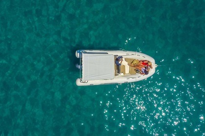 Noleggio Barca a motore Capelli Capelli Tempest 530 Cagliari