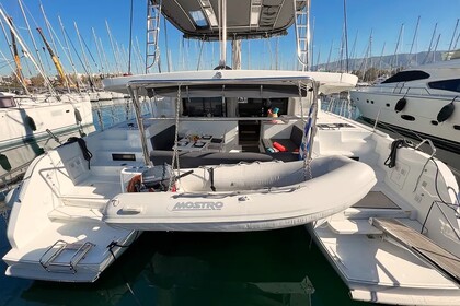 Charter Catamaran Lagoon Lagoon 46 Alimos