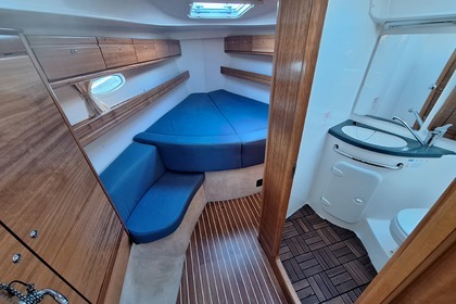 Hire Sailboat  Bavaria 39 Cruiser Hjellestad