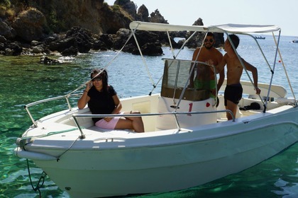 Verhuur Motorboot Mingola 600 Corfu