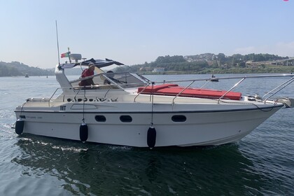 Charter Motorboat Princess Riviera 286 Porto