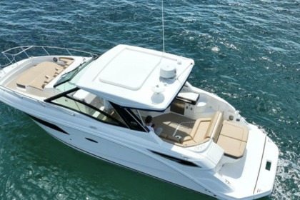 Rental Motorboat SEA RAY DA320E SUNDANCER Tivar