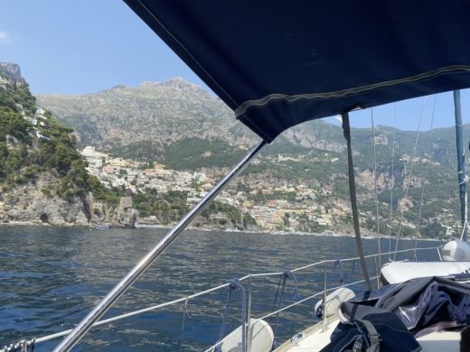 Neapel Sailboat Jeanneau Sun odyssey 40 alt tag text