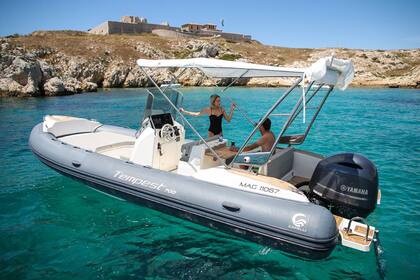 Rental RIB Capelli Capelli Tempest 700 Hyères