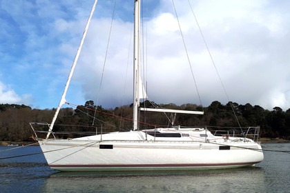 Location Voilier Beneteau Oceanis 320 Lézardrieux