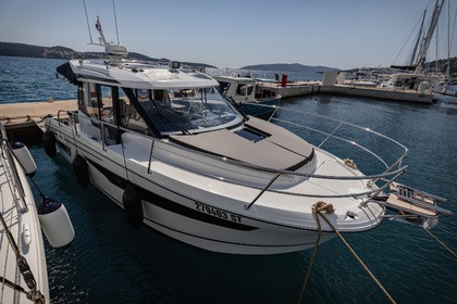 Location Bateau à moteur Jeanneau Merry Fisher 895 Offshore Primošten