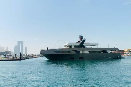 Miete Motoryacht Luxury 147 ft 45 Meters Yacht Dubai Marina