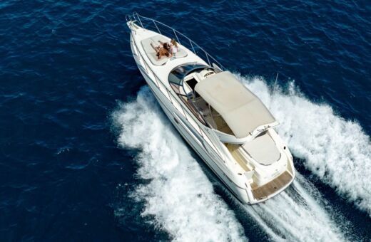 Motorboat Cranchi 39 Endurance boat plan