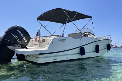 Hire Motorboat Quicksilver Activ 755 Open La Londe-les-Maures
