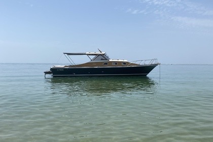 Charter Motorboat RABA BAC 10.5 Arcachon