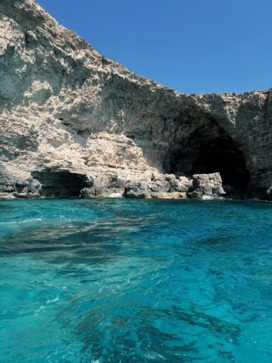 Malta Motorboat Buccaneer 24 ft open motorboat alt tag text