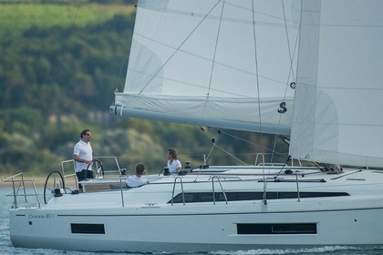 Location Voilier Beneteau Oceanis 40.1 Lavrio