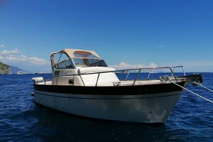 Charter Motorboat jeranto 750 Positano