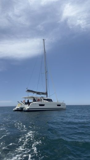 Portimão Catamaran Fountaine Pajot ISLA 40 alt tag text