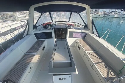 Hire Sailboat Beneteau Oceanis 48 Kalamata