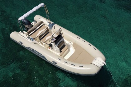 Hyra båt Båt utan licens  Capelli Capelli Tempest 570 Cannigione