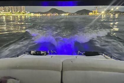 Charter Motorboat Cabrasmar Offshore 35 Guarujá